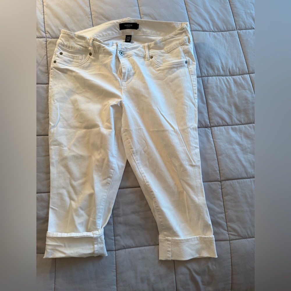 White Denim Cropped Jeans